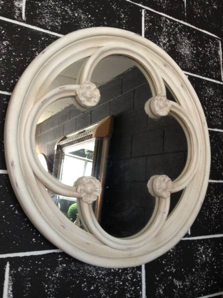 Chloe Mirror Distressed White