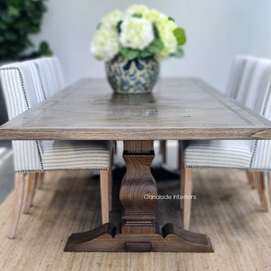 Showcase the art of fine dining with the Danbury Espresso Oak Extendable Table, embodying a Hamptons elegance with its parquetry top and dark finish