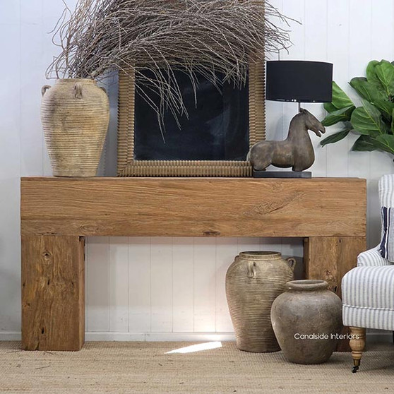Console Table Decor Ideas for a Balanced, Considered Look