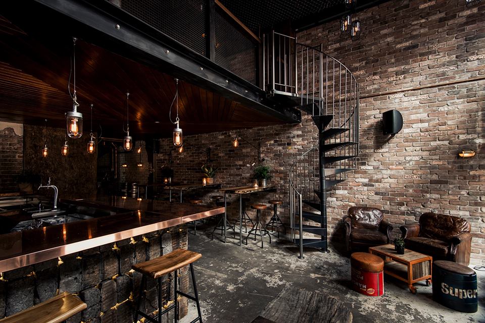 Donny's Bar MEDIA