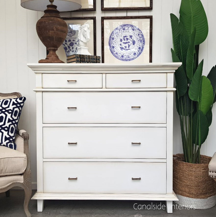 Berry II Court 5 Drawer Chest Distressed White  BEDROOM, HAMPTONS Style, PLANTATION Style, BEDROOM Chests & Commodes, TABLES Sideboards & Buffets, STORAGE, STORAGE Sideboards & Buffets