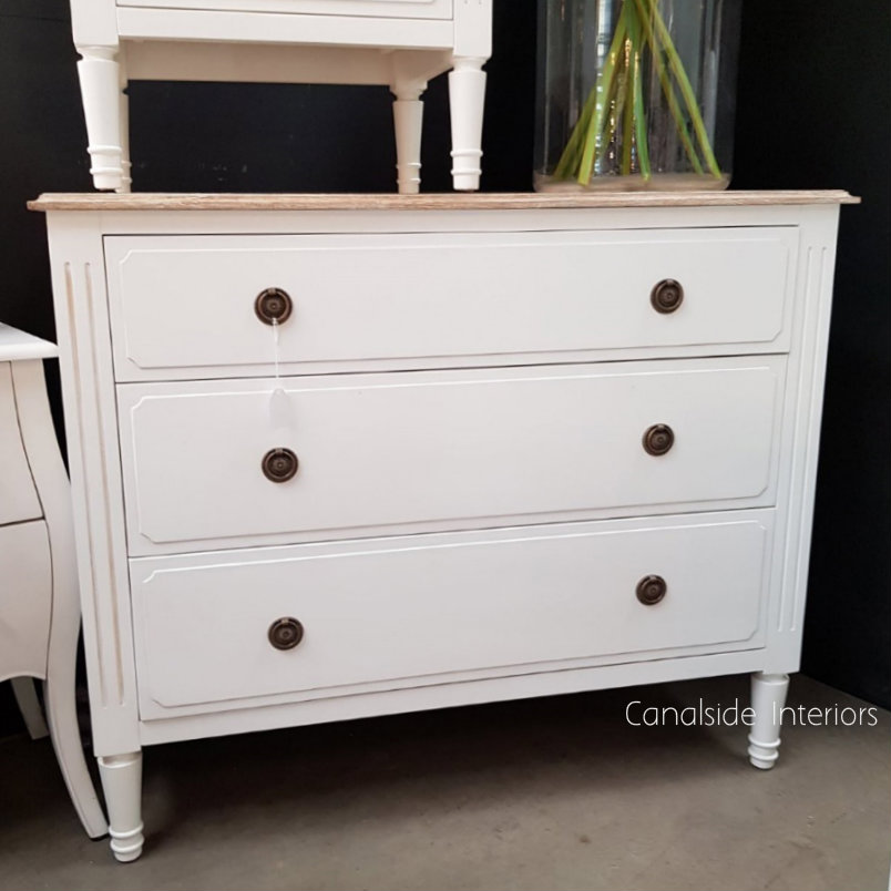 Mansfield Chest White with Limewash Top