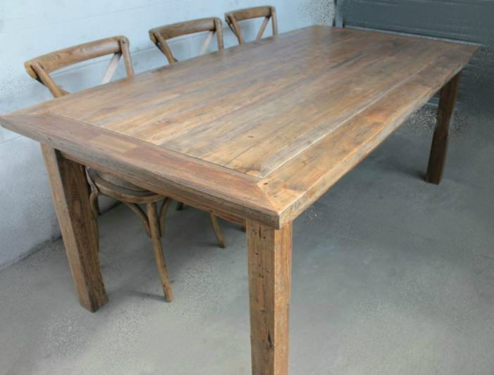 Suno Dining Table Light Finish 2m