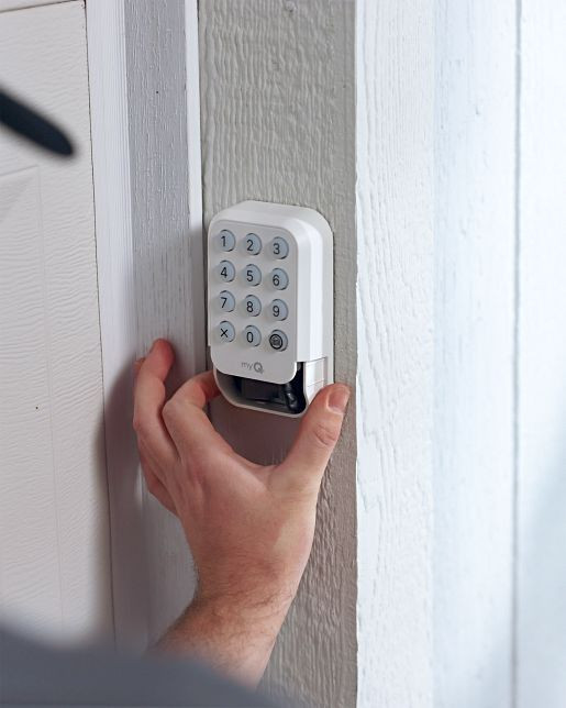 LiftMaster L979S Security+ 3.0 Keypad product photograph