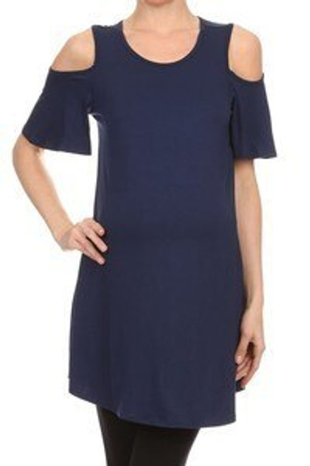 This is a navy knit cold shoulder maternity dress with a round neckline and short flutter sleeves. A slightly flared hem and a comfortable fit make this piece easy to pair with your favorite jackets or leggings!


Origin : USA