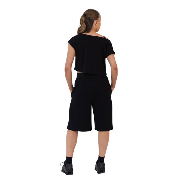 Woman wearing Studio 7 Dancewear cropped studio tee in black, front view