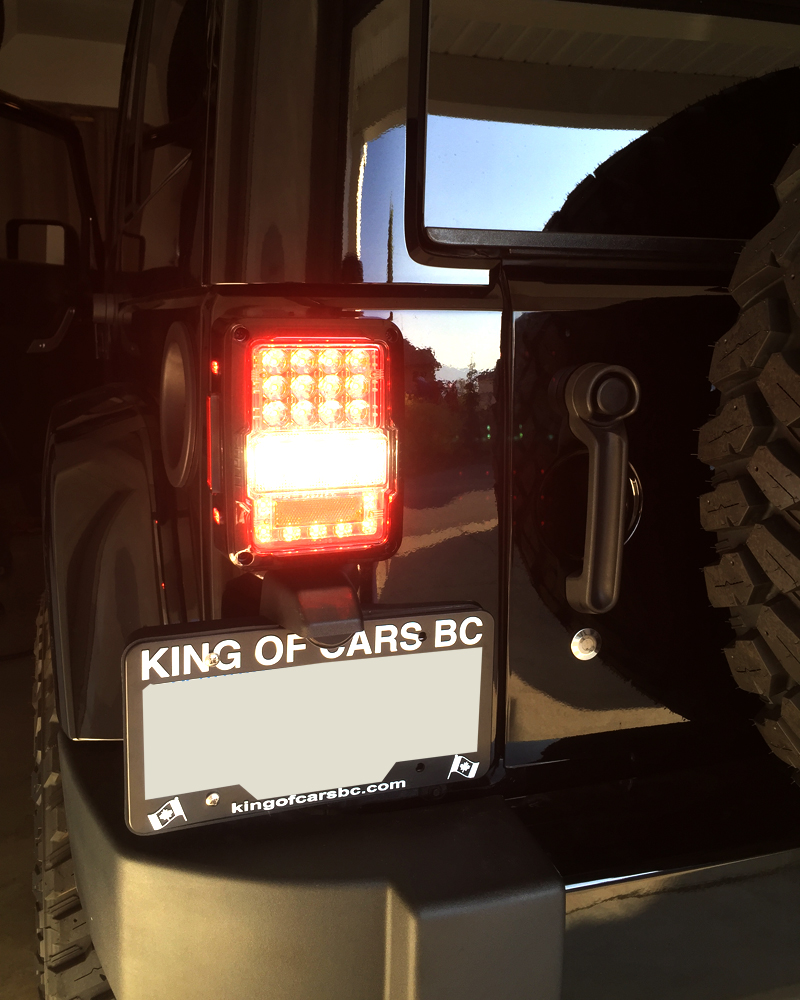 2018-jeep-wrangler-led-tail-lights-reverse-light.jpg