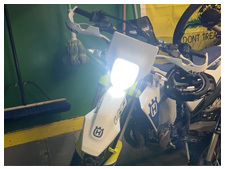 2021-husqvarna-501s-hid-vision-canada-h4-x10-led-upgrade-sm.jpg