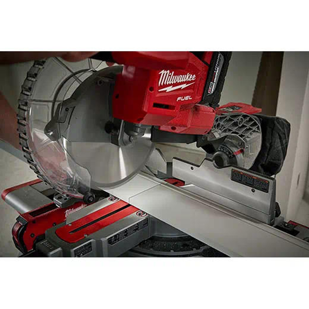 Milwaukee m18 fuel 10 dual shop bevel sliding compound miter saw