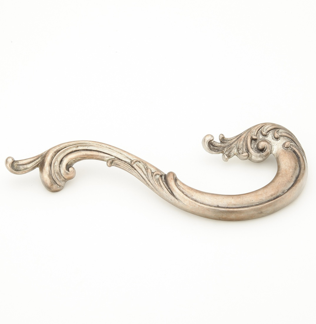 Schaub French Court, Symphony Pulls, 5"center to center, 7-1/8" Overall Length 2-3/8" width Handed
