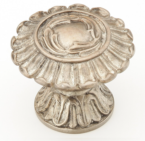 Schaub French Court, Symphony Round Knobs, 1-1/2" diameter