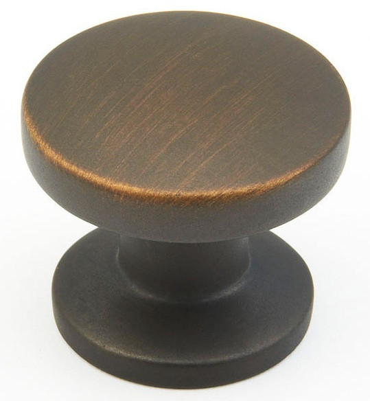Schaub Northport Series 1-3/8" Smooth Face Round Knob