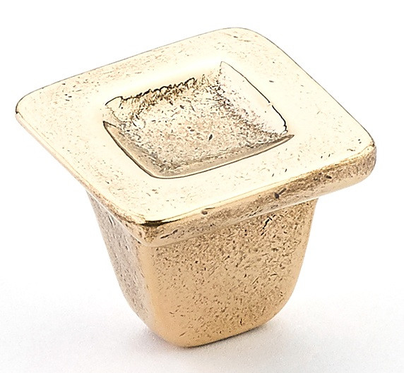 Schaub Vinci Series Knob 1-1/4" Diameter Square Indented