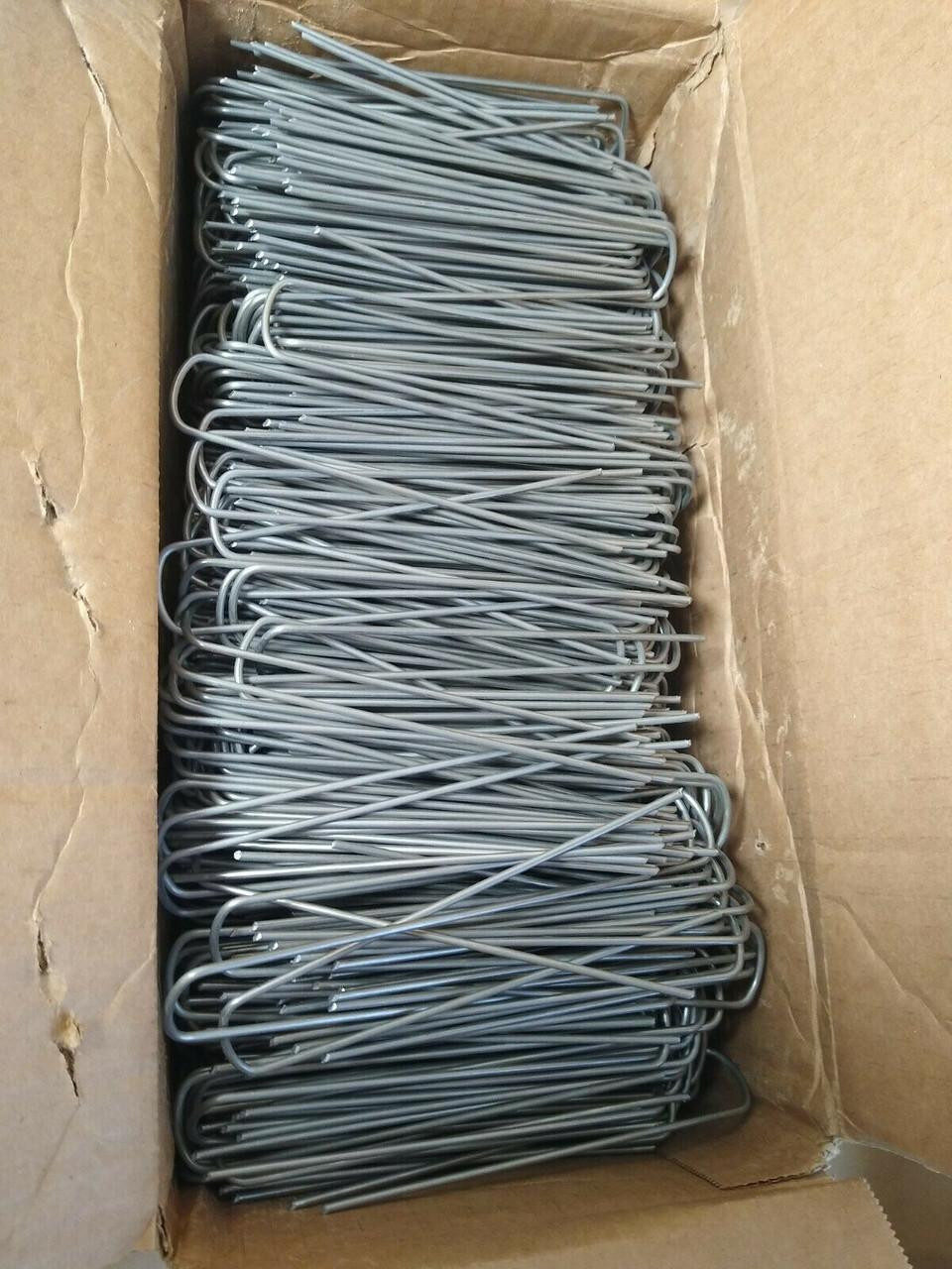 NDS 6" 11 Guage x 1" wide Weed Matt Staples 1000 Count   NDS 6" 11 Guage x 1" wide Weed Matt Staples 1000 Count