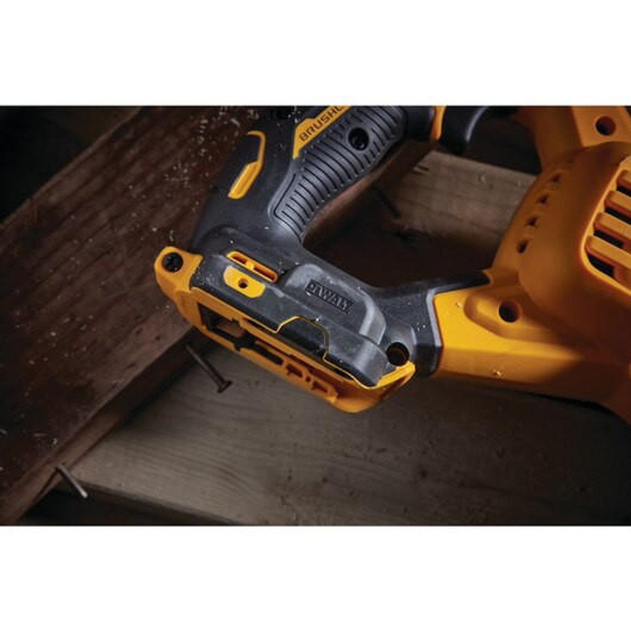 Dewalt DeWALT 20V MAX* Brushless Cordless Reciprocating Saw With FLEXVOLT ADVANTAGEâ„¢ (Tool Only) DCS386B 
