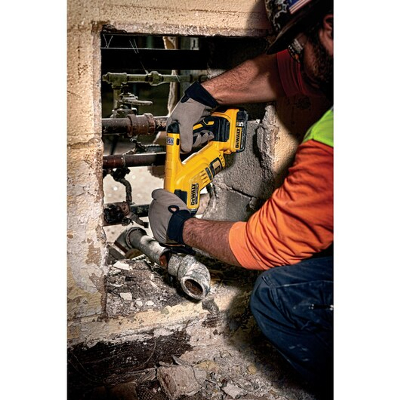 DeWALT 20V MAX* XRÂ® Brushless Compact Reciprocating Saw (Tool Only) DCS367B