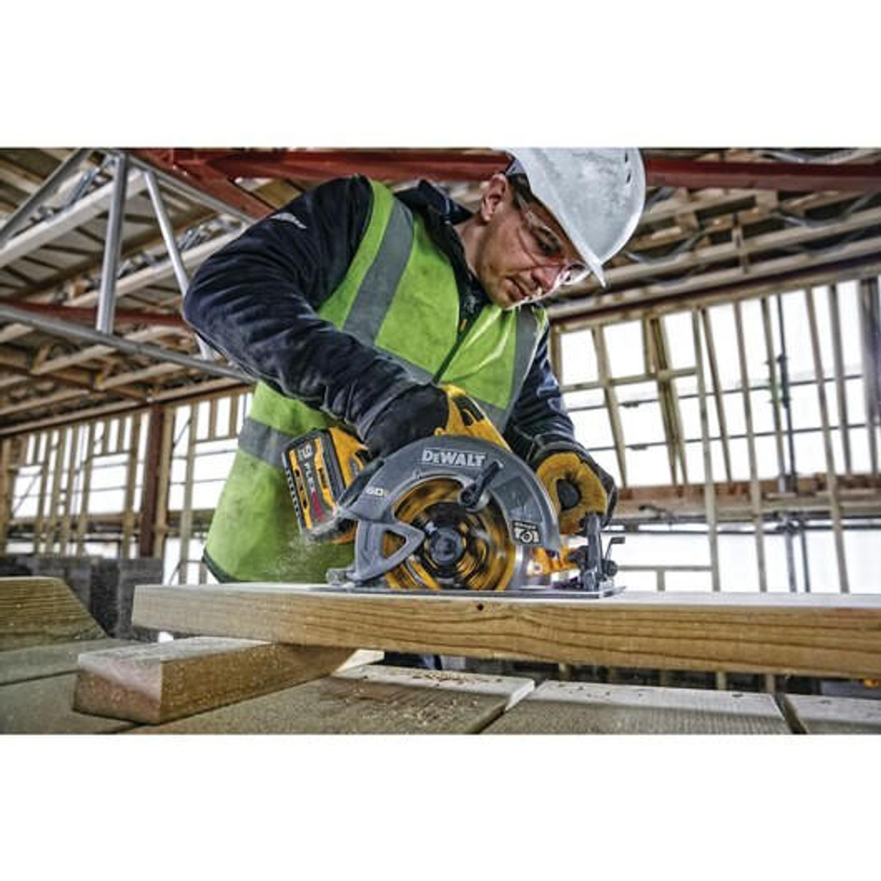Dewalt DeWALT FLEXVOLTÂ® 60V MAX* Brushless 7-1/4 in. Cordless Circular Saw with Brake (Tool Only) DCS578X2 