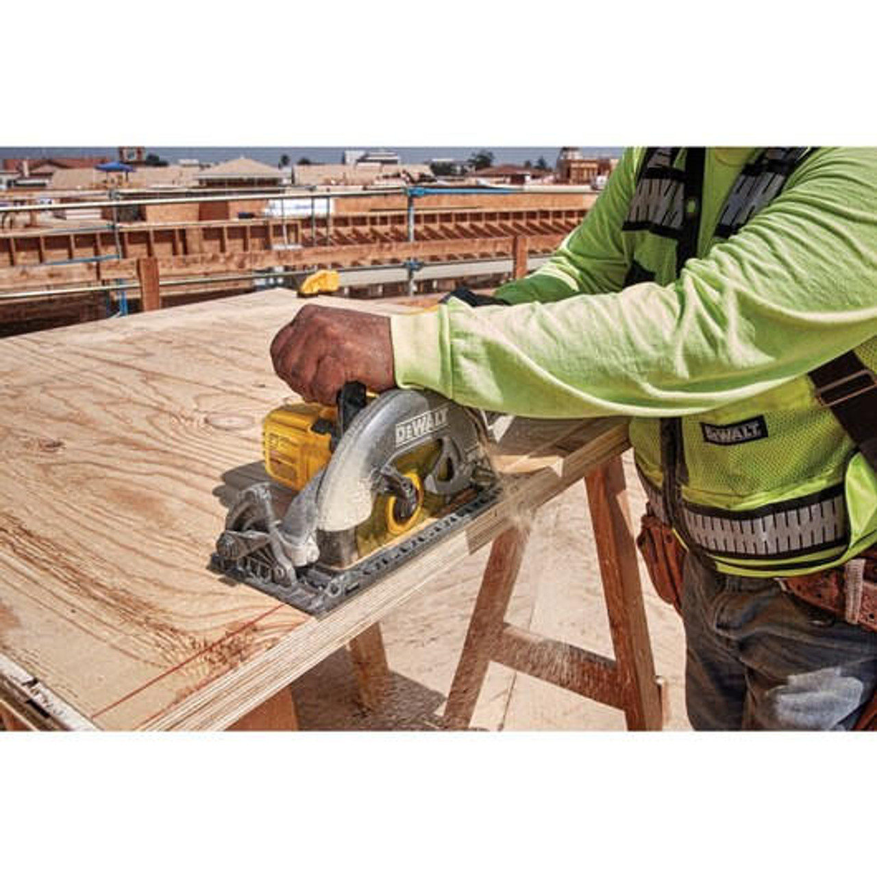 Dewalt DeWALT FLEXVOLTÂ® 60V MAX* 7-1/4 in Cordless Worm Drive Style Saw (Tool Only) DCS577B 