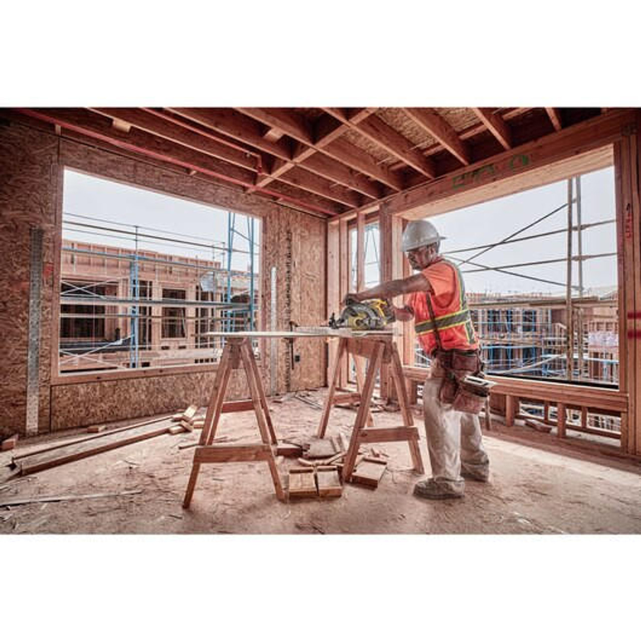 Dewalt DeWALT FLEXVOLTÂ® 60V MAX* 7-1/4 in Cordless Worm Drive Style Saw (Tool Only) DCS577B 