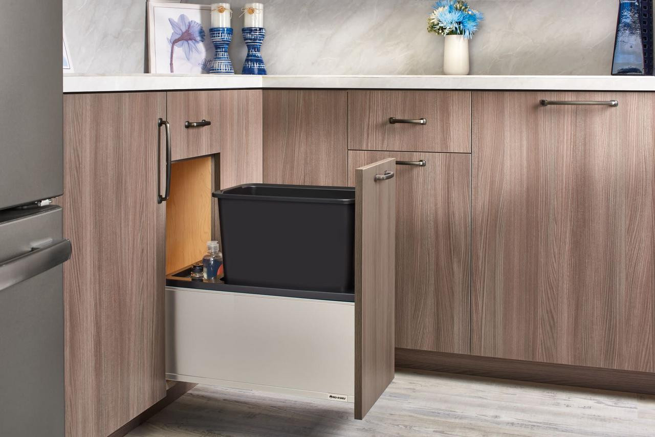 Rev-A-Shelf Rev-a-shelf Stainless Steel Bottom Mount LEGRABOX Waste Pullout w/Single Black 35 qt. Container and BLUMOTION Soft-Close for Full Access 15" Base 5LB-1535SSBL-118 