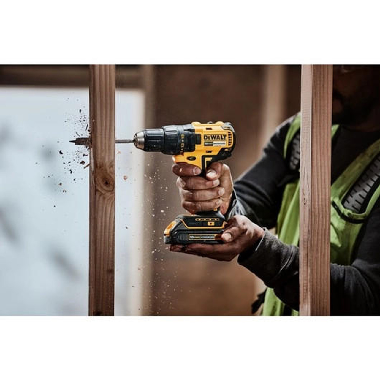 Dewalt DEWALT 20V MAX* Compact Brushless Drill/Driver DCD777C2 