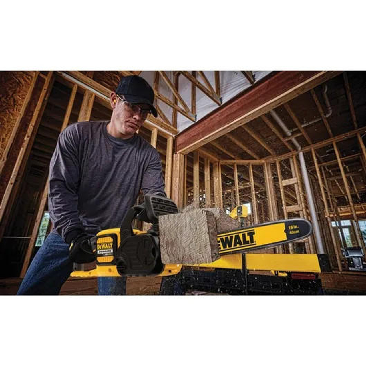 Dewalt DEWALT FLEXVOLT 60V MAX 16" Cordless Chainsaw (Tool Only)DCCS670B 