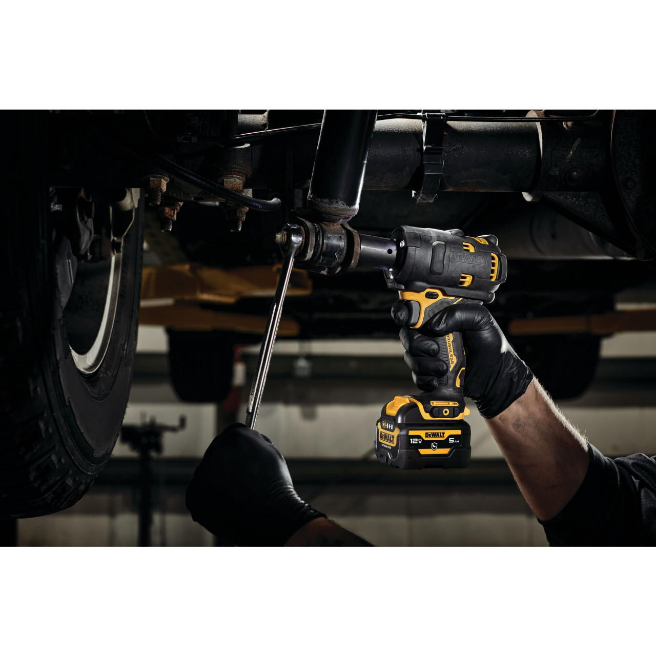 Dewalt DEWALT XTREME 12V MAX Brushless 1/2 in. Cordless Impact Wrench(Tool Only) DCF901B 