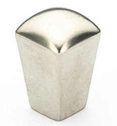 Schaub Skyevale 1/2" Diameter Square Knobs