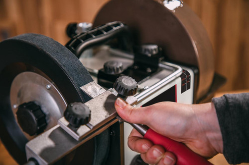Jet Tools The Jet JWS-10 Variable Speed Wet Sharpener Stock Number: JT9-727100 NO SALES TAX 