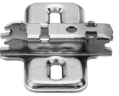 Blum 173L6100 Adjustable Mounting Plate