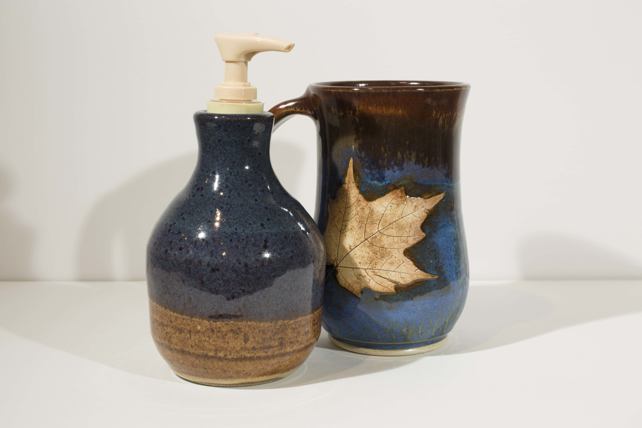 Ceramic kitchen soap dispenser