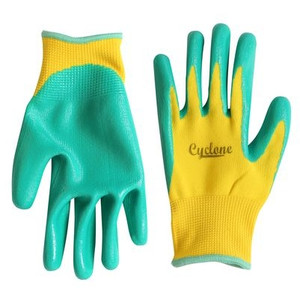 Cyclone Medium Kids Garden Gloves Sized to Suit Kids Aged 5+