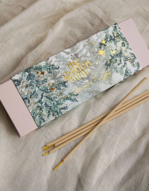 The Golden Altar - Christmas Incense: Winter Forest Natural Incense The Golden Altar - Christmas Incense: Winter Forest Natural Incense