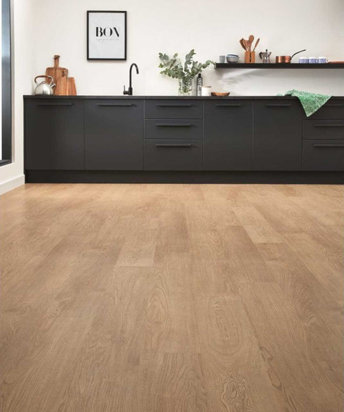 wood effect Palio Express by Karndean Looselay Tavolara LLP144 used in a large kitchen
