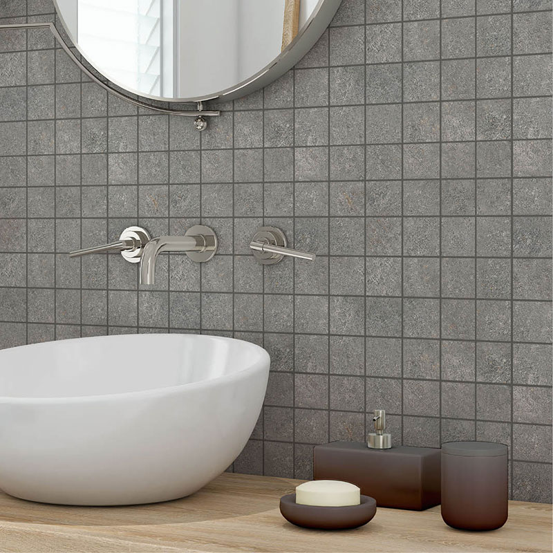 Valverdi Cardosa Grey Mosaic Tiles used in a modern bathroom