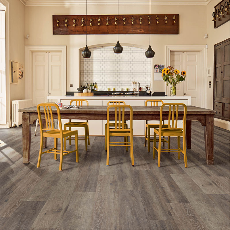 Dark wood effect Palio Express by Karndean Korlok Baltic Mistral Oak RKP8112 Interlocking LVT Tiles used in a kitchen