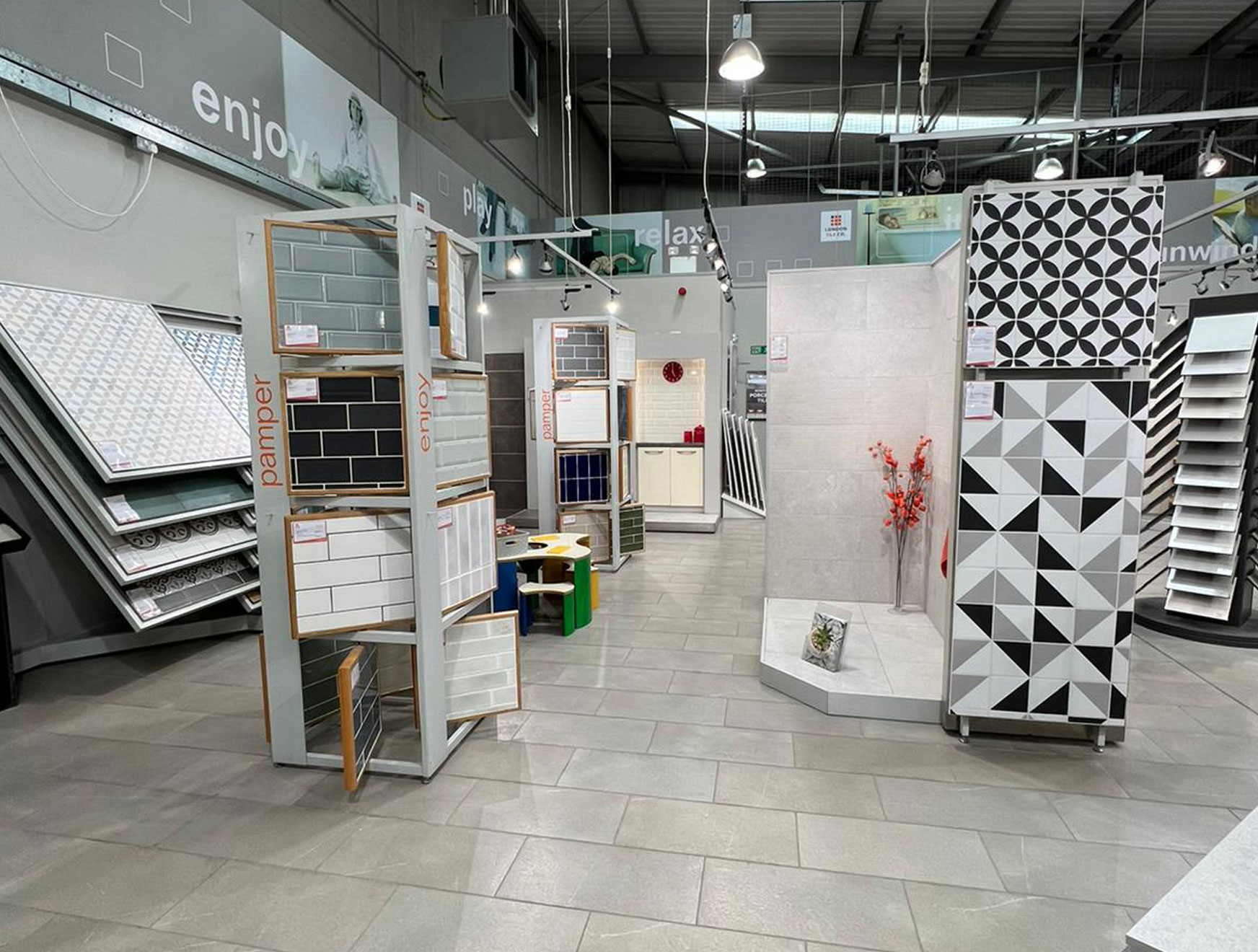 a spacious modern tile shop at The London tile company in hedge end