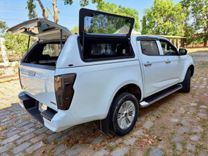 ​Why You Need a Canopy for Your Ute