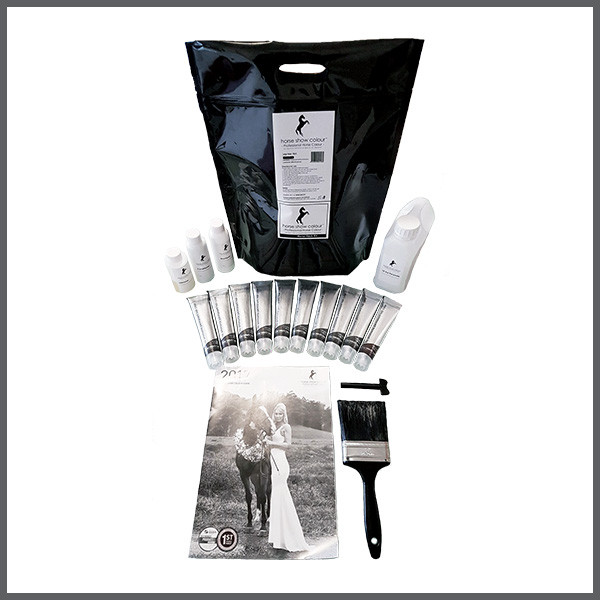 Horse Show Colour The Black Bag Complete Kit