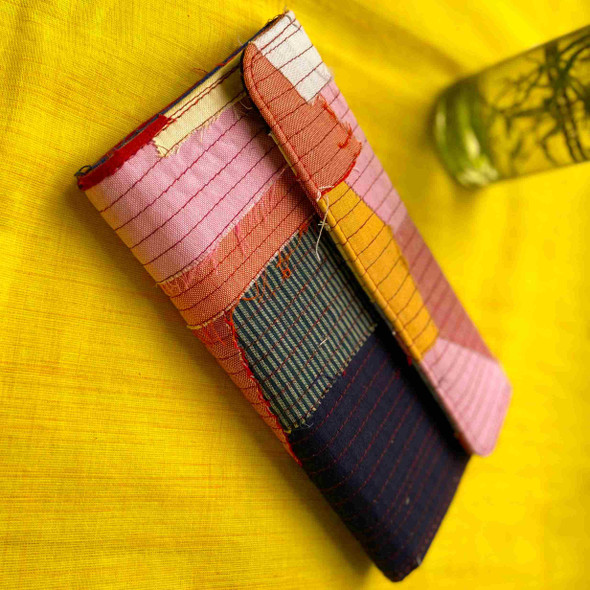 Upcyclie | Ecofriendly Upcycled Wallets | 4.18 Oz | 0.26 lbs
