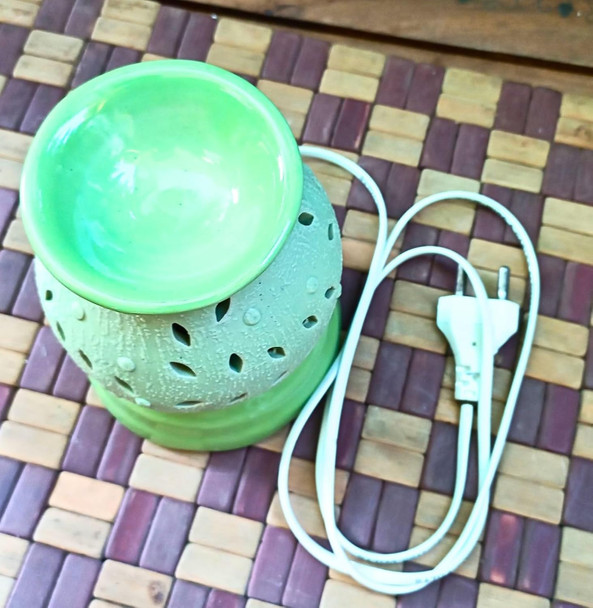 India Meets India Green Electric Diffuser Ceramic Aroma Oil Burner Matki 5 Inch with Lavender Aroma Oil | 10 ml | 0.34 fl oz [Fit Tuber Recs]