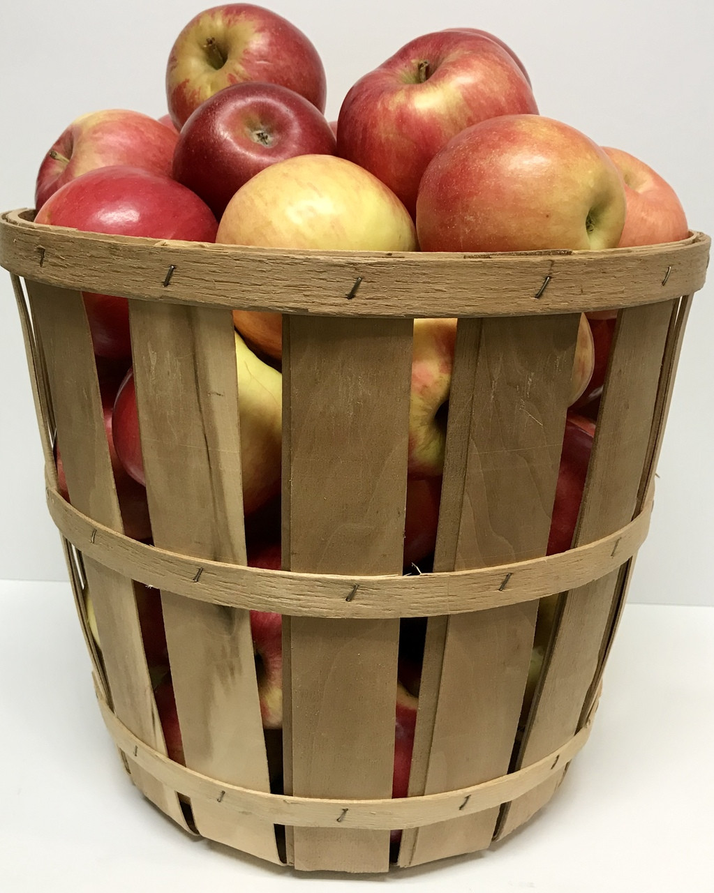 Ida Red Apples 1/2 Bushel Way Fruit Farm