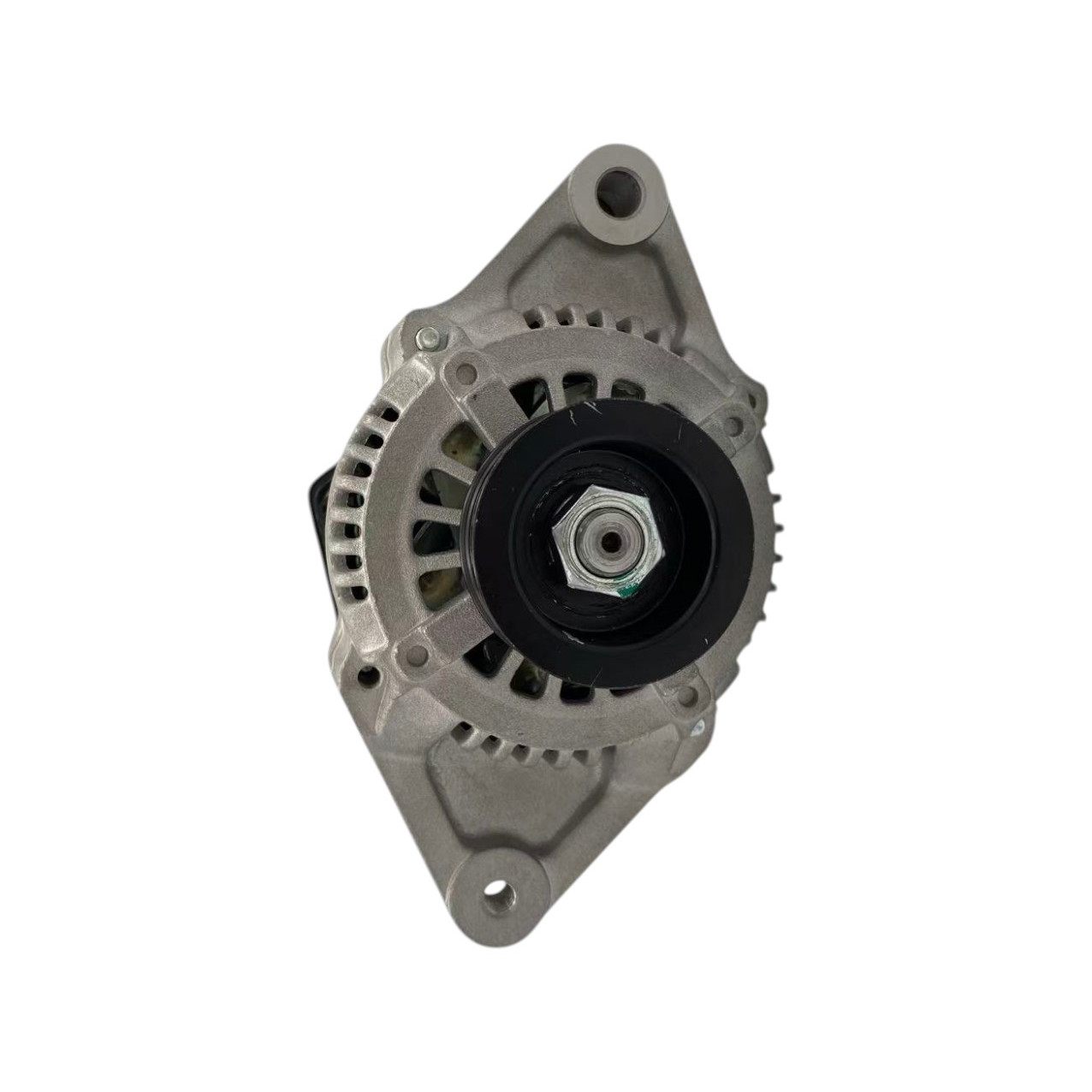 Alternator for Daihatsu Charade HC-E Pyzar Holden Rodeo Jackaroo 83-00