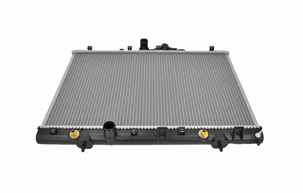 Radiator for Mitsubishi Pajero IO QA  from 1998 to 2002 New Auto Manual 1.6L 1.8L 2.0L 99 00 01