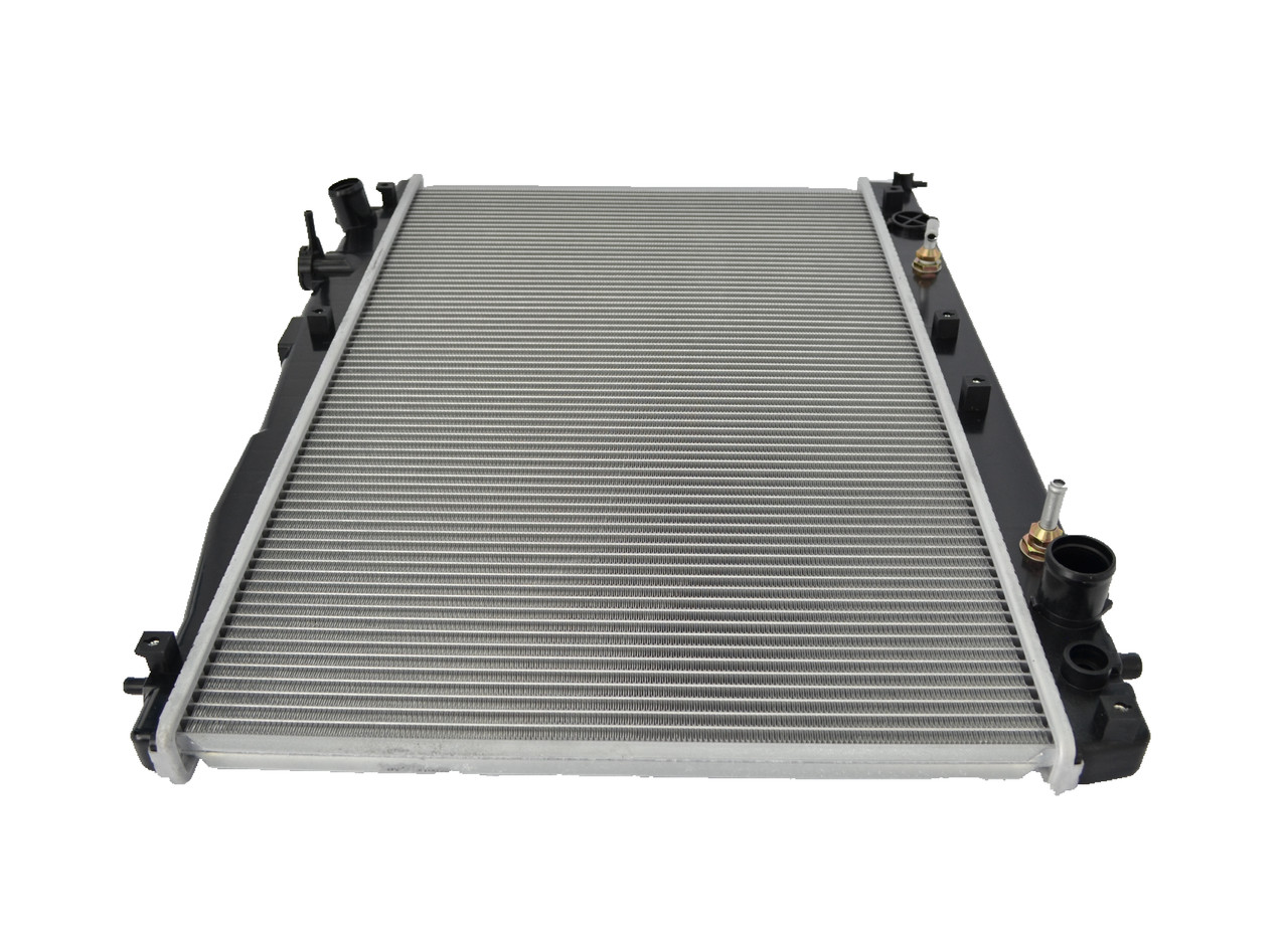 Radiator for Toyota Estima MCR30W MCR40W 3.0L V6 New from 2000 to 2006 Auto Manual 01 02 03 04 05