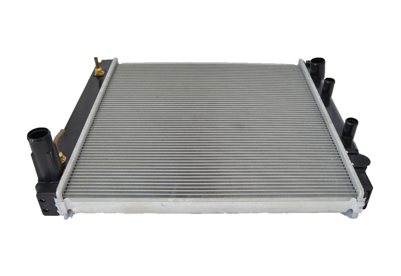 Radiator for Toyota Coaster HZB50 HDB50 HDB51 New from 1995 to 2004 Auto Manual 4.2L Diesel 96 97 98 99 00 01 02 03