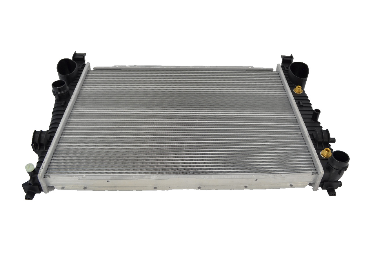 Radiator for Mercedes CL/S Class W215 W220 CL500 CL55 AMG CL600 CL65 AMG from 1999 to 2006 S320 S400 S430 S500 S55 S600 S65