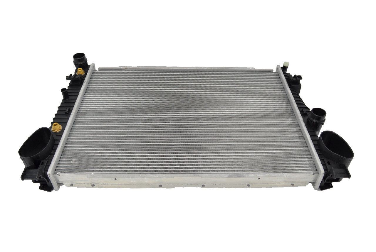 Radiator for Mercedes CL/S Class W215 W220 CL500 CL55 AMG CL600 CL65 AMG from 1999 to 2006 S320 S400 S430 S500 S55 S600 S65