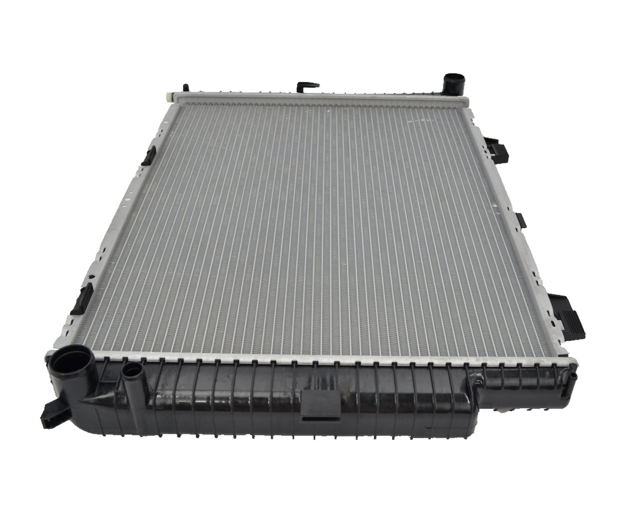 Radiator for Mercedes-Benz E Class W210 from 1996 to 2002 Auto Manual AMG E300D E420 E430 E50