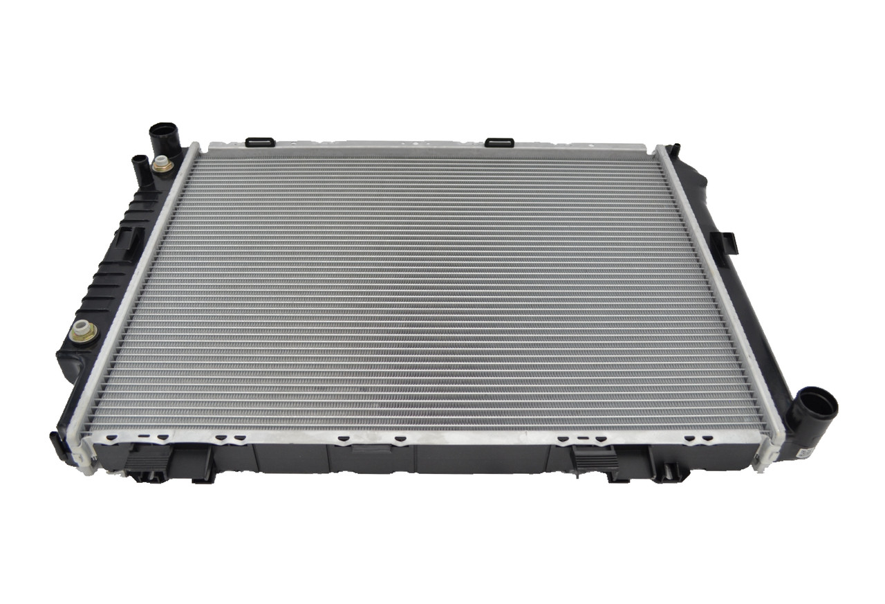 Radiator for Mercedes-Benz E Class W210 from 1995 to 2002 Auto Manual W210 E200 E200K E230 E240 E280 96 97 98 99 00 01